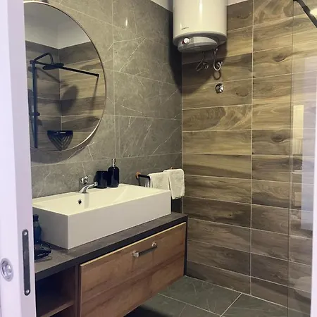Calypso Apartman *